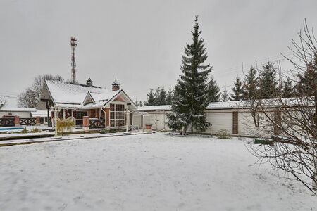 kottedzh-petushki-territorija-5